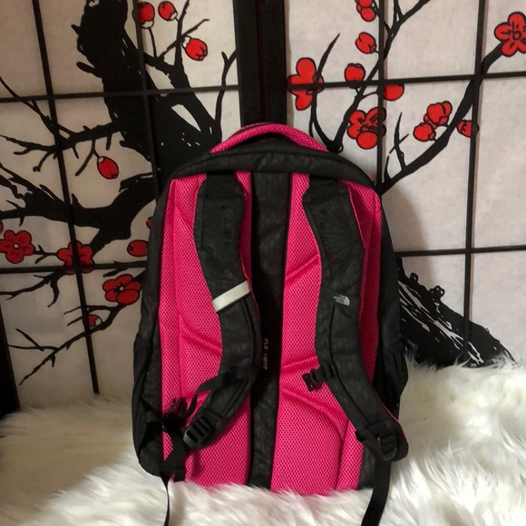 North Face Women’s Jester Backpack - Picture 7 of 8